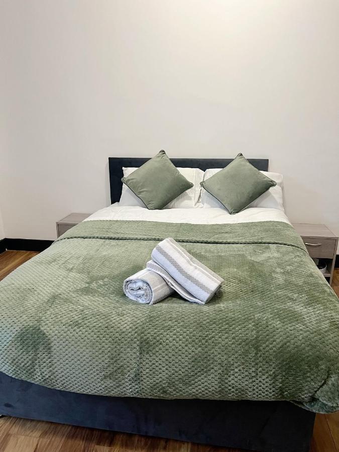 M Sisters Luxury Home In Ng6 ノッティンガム エクステリア 写真