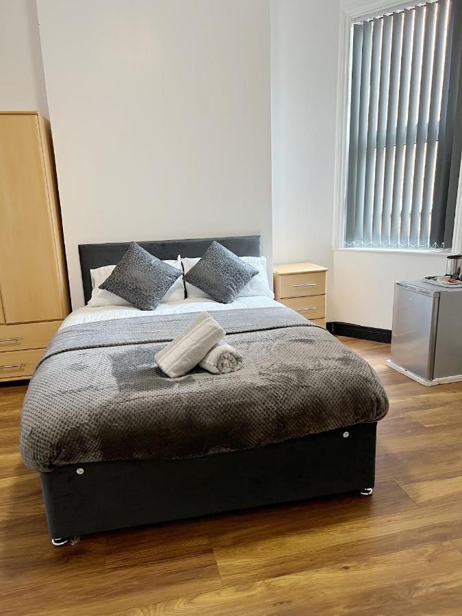 M Sisters Luxury Home In Ng6 ノッティンガム エクステリア 写真